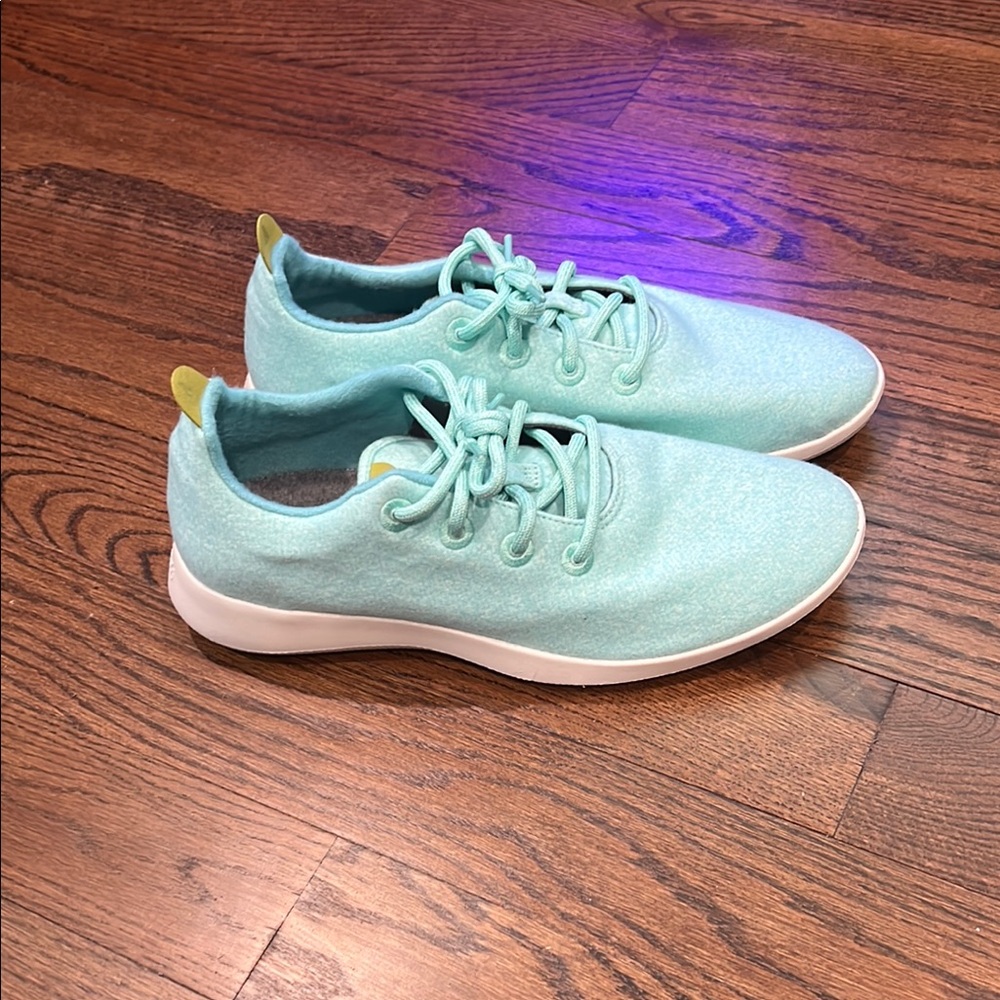 Allbirds Blue and Green Athletic Shoes with Breathable Knit